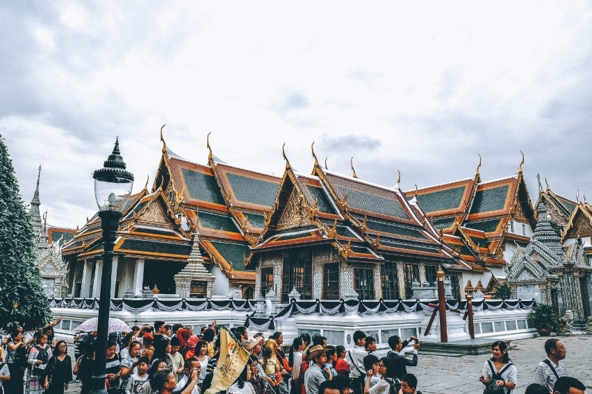 Ten imponujący pałac w stolicy Tajlandii, mimo swojej...