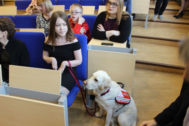 Natalia Mucha zyskała przyjaciela i wsparcie - psa asystującego