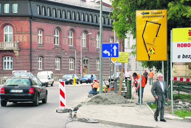 Chociaż trwają ostatnie prace, można już jeździć ulicą Biecką