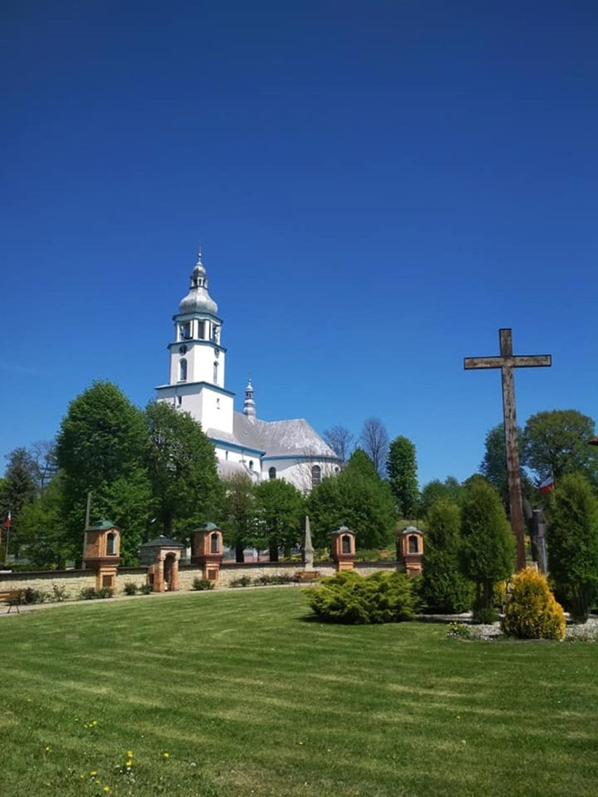 Sanktuarium Matki Bożej Zawierzenia w Tarnowcu
Wielki...