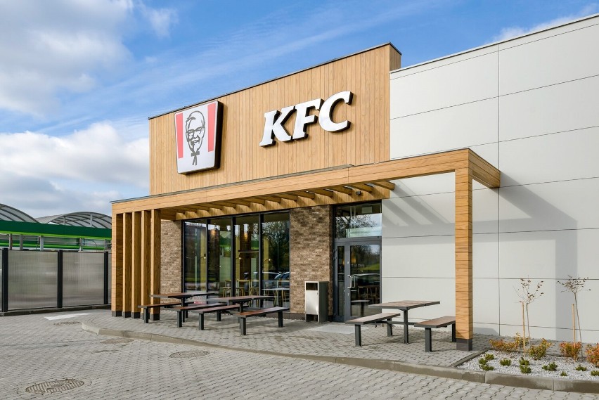 KFC w Radomsku. To będzie jedna z pierwszych restauracji w nowym standardzie. Kiedy otwarcie? ZDJĘCIA
