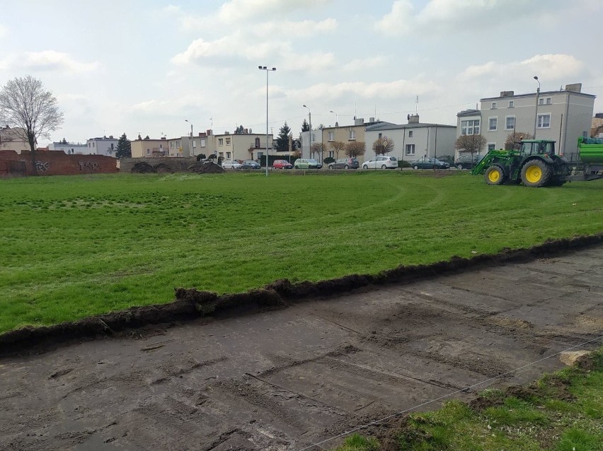 Kościan. Trwają prace na stadionie i boisku bocznym