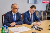 Akt oskarżenia przeciwko wójtowi gminy Stare Bogaczowice i jego byłemu zastępcy