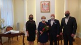 Grodzisk: Pary odebrały medale i gratulacje za długoletnie pożycie małżeńskie
