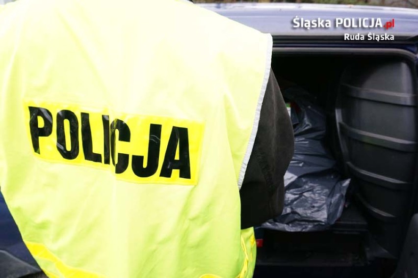 Dopalacze w Rudzie Śląskiej: Śledczy przejęli pół kilograma zakazanych substancji