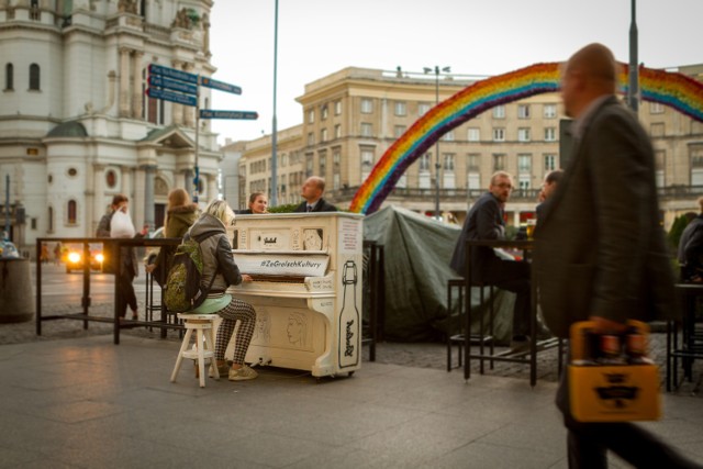 Pianina miejskie pojawiły się na ulicach Warszawy