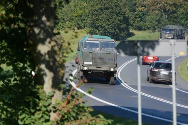 Chełmińscy żołnierze wyruszyli z Parku Maszyn w Grubnie w kierunku Warszawy