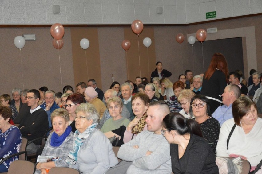 Koncert dla babć i dziadków w Karsznicach [zdjęcia, wideo]