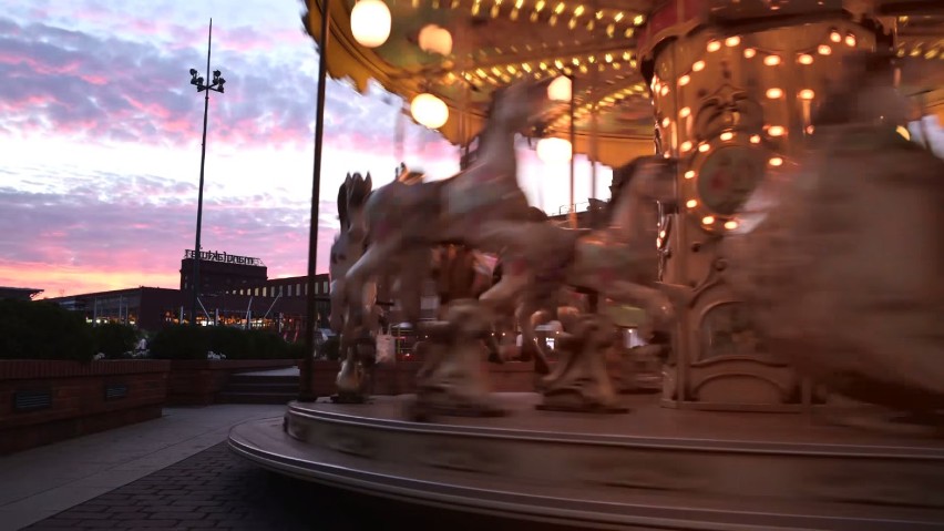 Zobacz jak Łódź zmienia się w ciągu dnia! [FILM]