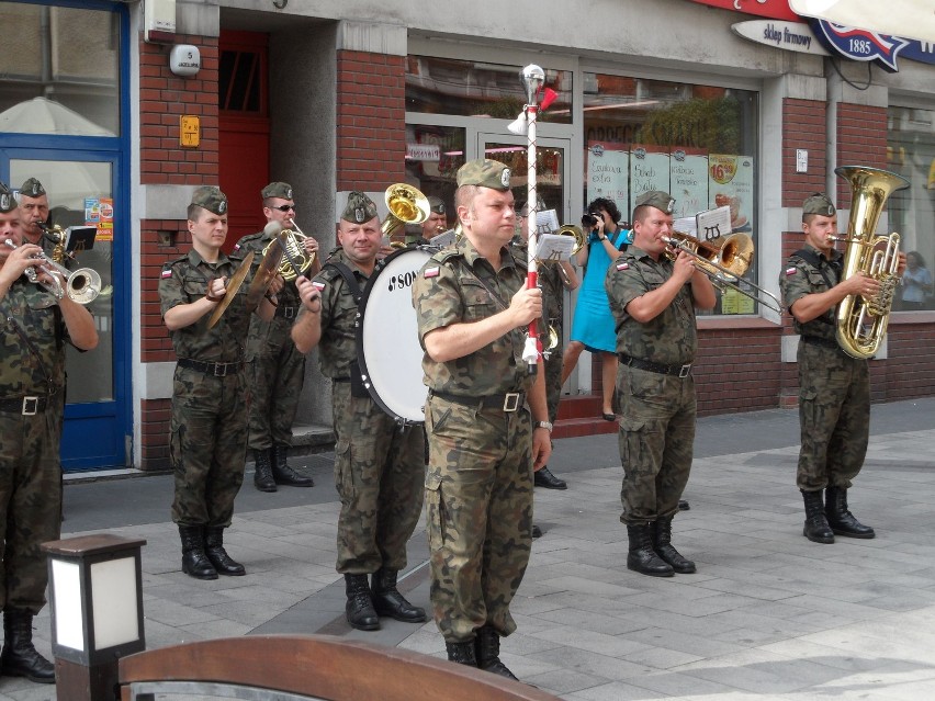 Święto Wojska Polskiego w Chorzowie obchodzone było w...
