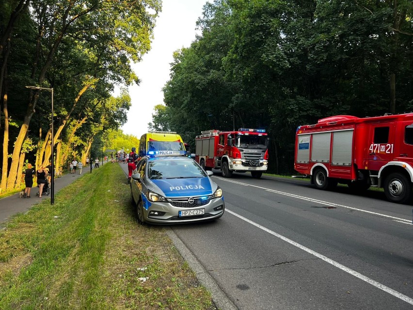 Tragiczny wypadek w Jabłonnej. Jedna osoba nie żyje, sześć w szpitalu