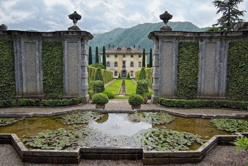 Villa Balbiano położona jest w miejscowości Ossuccio nad...