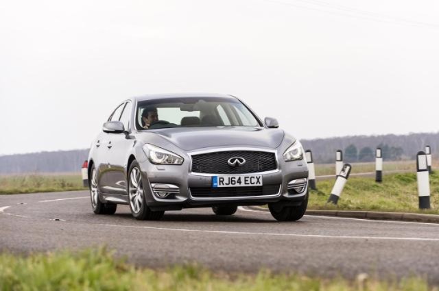 Infiniti Q70 w europejskiej wersji