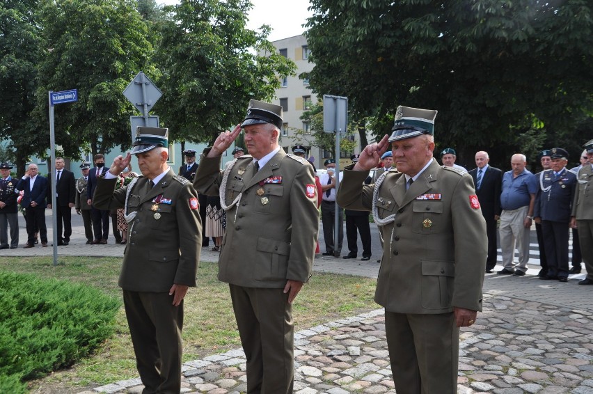 Święto Wojska Polskiego. Uroczysty apel i wręczenie odznaczeń