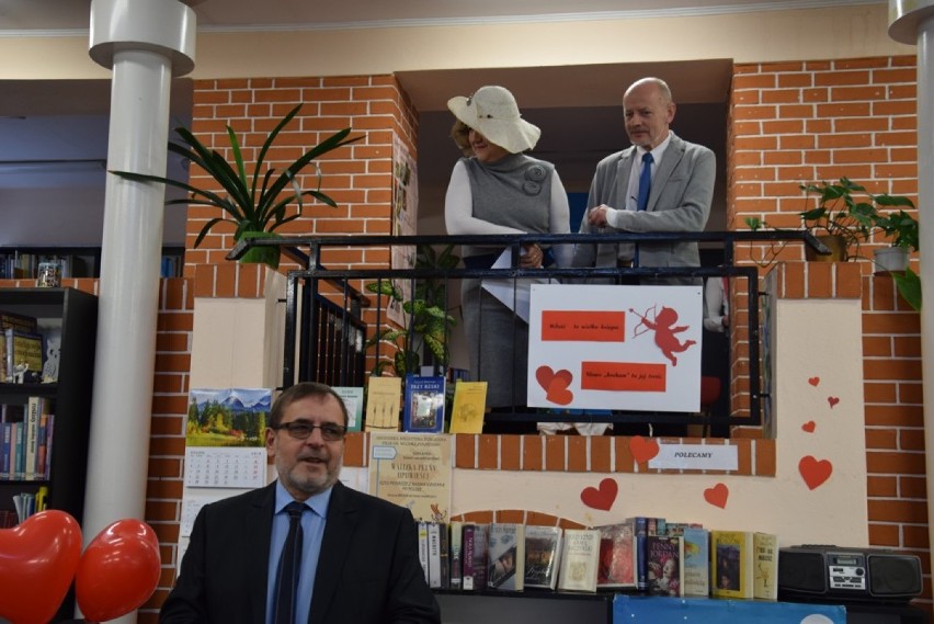 Poetyckie Walentynki w Grodziskiej Bibliotece Publicznej [FOTO]