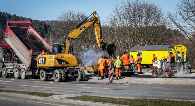 Czasowe lub permanentne problemy ze znalezieniem rzetelnych pracowników mają zarówno duże firmy deweloperskie, jak i małe firmy remontowo-budowlane.