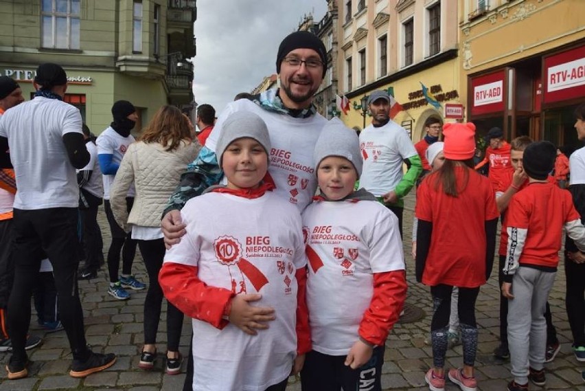 Przyjdź na Bieg Niepodległości w Świdnicy. Czeka półtora tysiąca pamiątkowych koszulek i medali