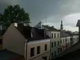 Trwa burza w Zamościu i powiecie zamojskim. Trzeba zachować ostrożność!  