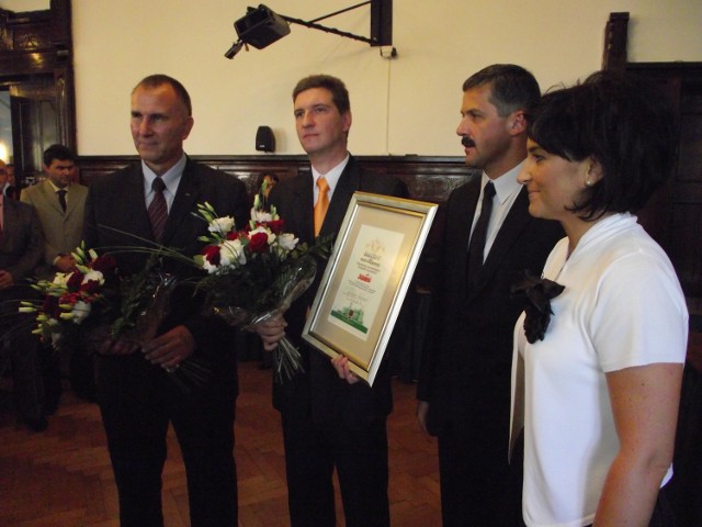 Z rąk prezydenta Wałbrzycha, honorowy tytuł dla Solidarności odebrali szefowie dolnośląskich i wałbrzyskich struktur związku