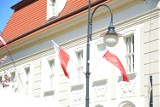 Dzień Flagi Rzeczypospolitej Polskiej w Żaganiu. Tak wyglądają nasze budynki!