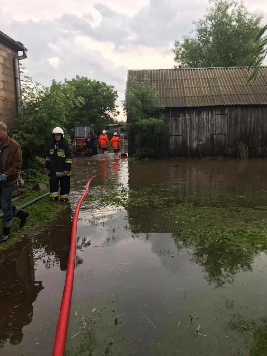 Kowalki w gminie Rypin: potężna nawałnica zalała wieś [zdjęcia - 21.06.2020]