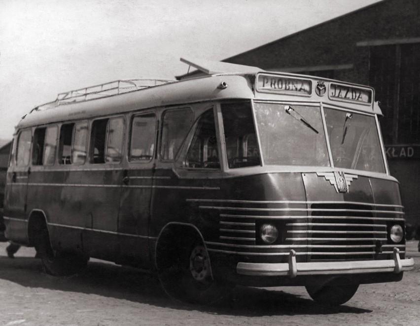 1951 N50 pierwszy autobus na zespołach krajowych