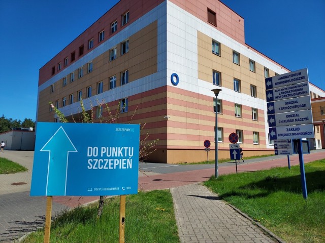 Największym punktem szczepień na COVID-19 w Grudziądzu jest szpital. Wykonuje się tutaj nawet ponad tysiąc szczepień dziennie
