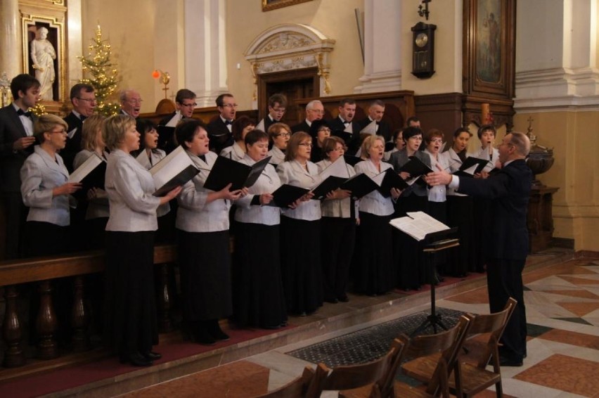 Koncert kolęd Chóru Cantabile