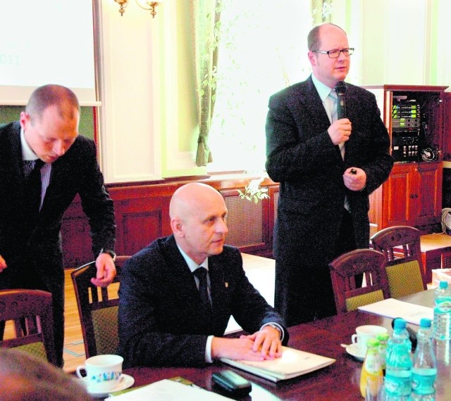 Samorządowcy nie zgotowali Adamowiczowi gorącego powitania