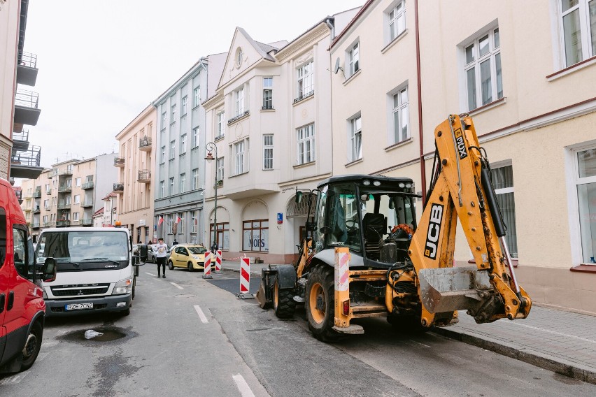 Część ulicy Jagiellońskiej wyłączona z ruchu samochodowego. Trwa modernizacja