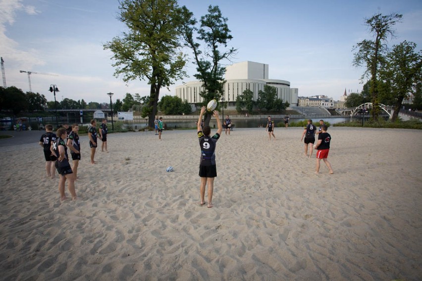 Beach rugby w Bydgoszczy [ZDJĘCIA]