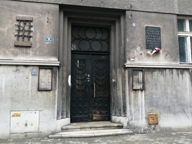Zalążkiem nowej Izby Pamięci upamiętniającej katownię Gestapo w Tarnowie będzie mieszkanie i piwnica w kamienicy przy ul. Urszulańskiej, gdzie w czasie wojny więziono i brutalnie torturowano ludzi