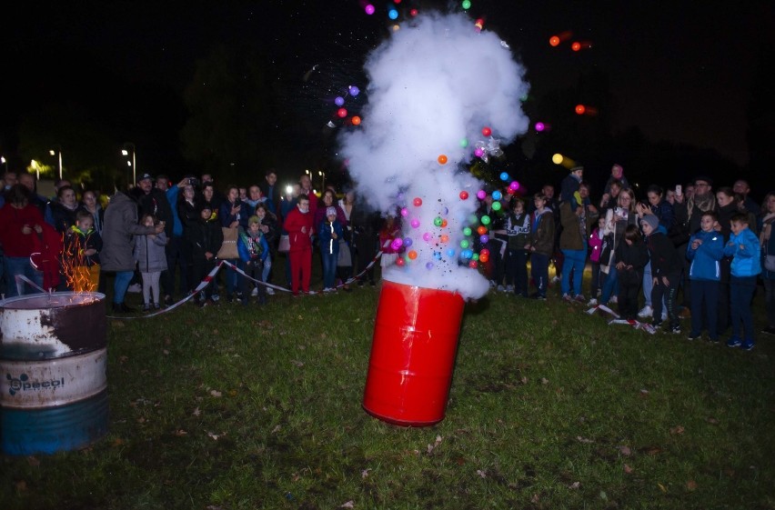 Małopolska Noc Naukowców. Urodzinowa edycja z niezwykłymi pokazami [ZDJĘCIA]