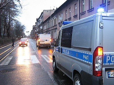 Mysłowice: Śmiertelne potrącenie 70-letniej kobiety przy ulicy Świerczyny [ZDJĘCIA]