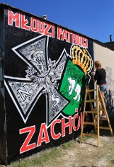 Chełm: Młodzi artyści malują mural na osiedlu &quot;Zachód&quot;