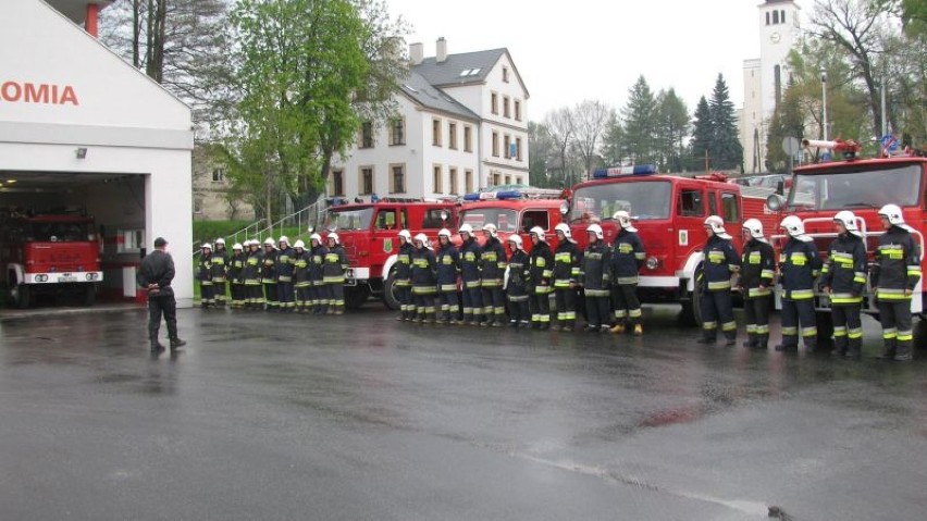 Ćwiczenia strażaków w Mszanie