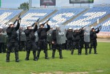 Policyjne ćwiczenia na stadionie Smoczyka w Lesznie [ZDJĘCIA]