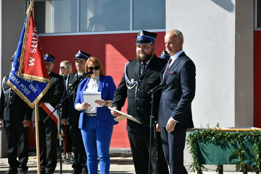 Strażacy ochotnicy z Legnickiego Pola mają nowy wóz bojowy [ZDJĘCIA]