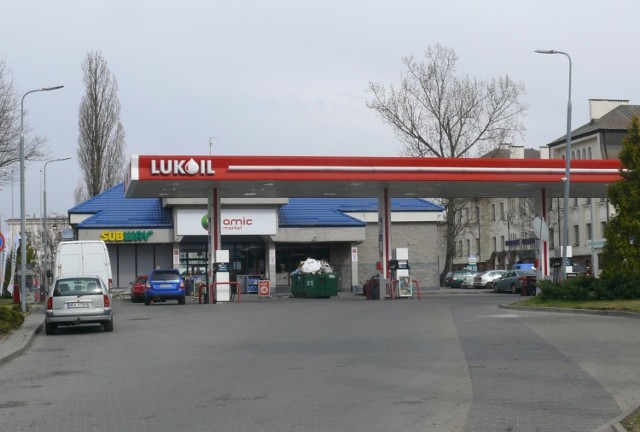 Logo Lukoil wkrótce zniknie ze stacji paliw.