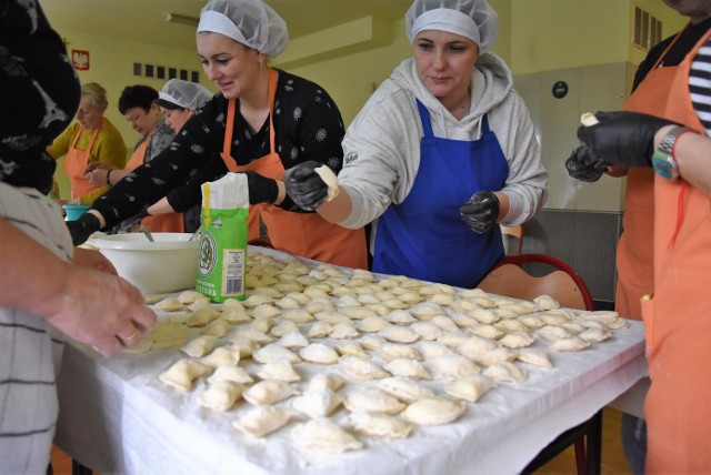 Gospodynie z Ukrainy przygotowały przepyszne dania, które później każdy mógł spróbować