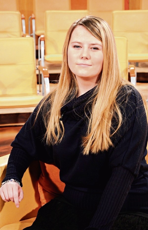 Natascha Kampusch ma teraz 23 lata. Dopiero uczy się ufać ludziom.