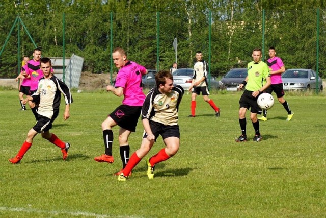 Mecz Promień Szczepanowo - Zootechnik Kołuda Wielka zakończył się remisem 1:1.