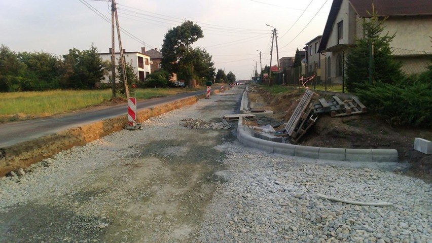 Trwa remont głównej drogi w Skrzyszowie