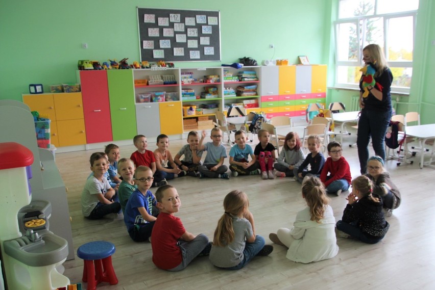 Przedszkolaki z "Piątki" w Kraśniku będą uczyć się i bawić w SP nr 2. Zakończono remont nowych pomieszczeń. Zobacz zdjęcia