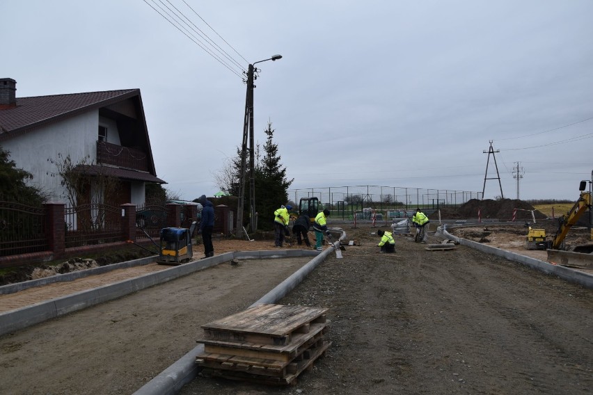 STRZELCE KRAJ.: Remontowane ulice będą do wakacji, jak nowe [ZDJĘCIA]