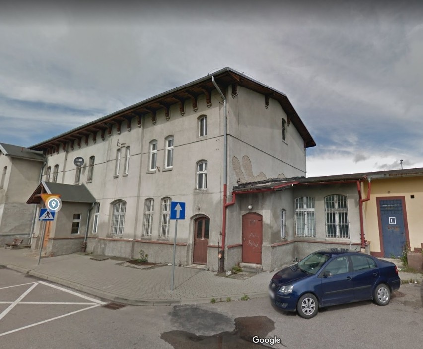 Dworzec PKP w Kościerzynie. Zobacz zdjęcia starego dworca, budynek w czasie remontu, a także uroczyste otwarcie po remoncie