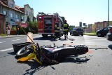 Człuchów. Wypadek na skrzyżowaniu Średniej i Batorego. Motocyklista w szpitalu