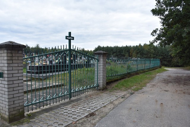 Działkę w Nowych Żukowicach, w pobliżu cmentarza parafialnego i autostrady krakowska spółka Omega kupiła w licytacji komorniczej. Chce na niej wybudować krematorium.