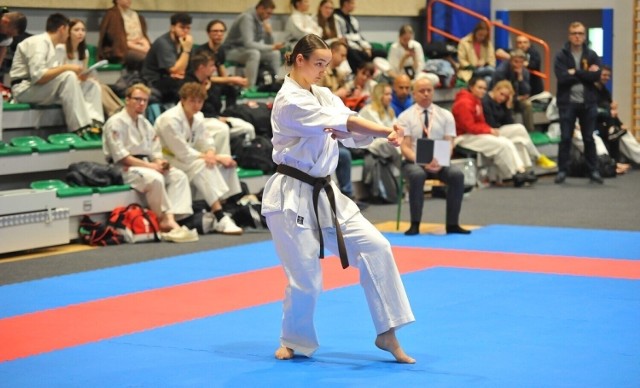 Weronika Mazur z Radomska na podium IX Akademickich Mistrzostw Polski Karate Kyokuhin
