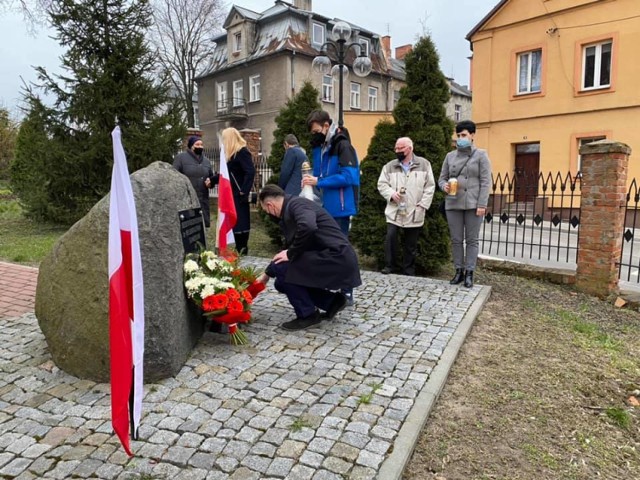 Rypińscy samorządowcy upamiętnili ofiary katastrofy smoleńskiej